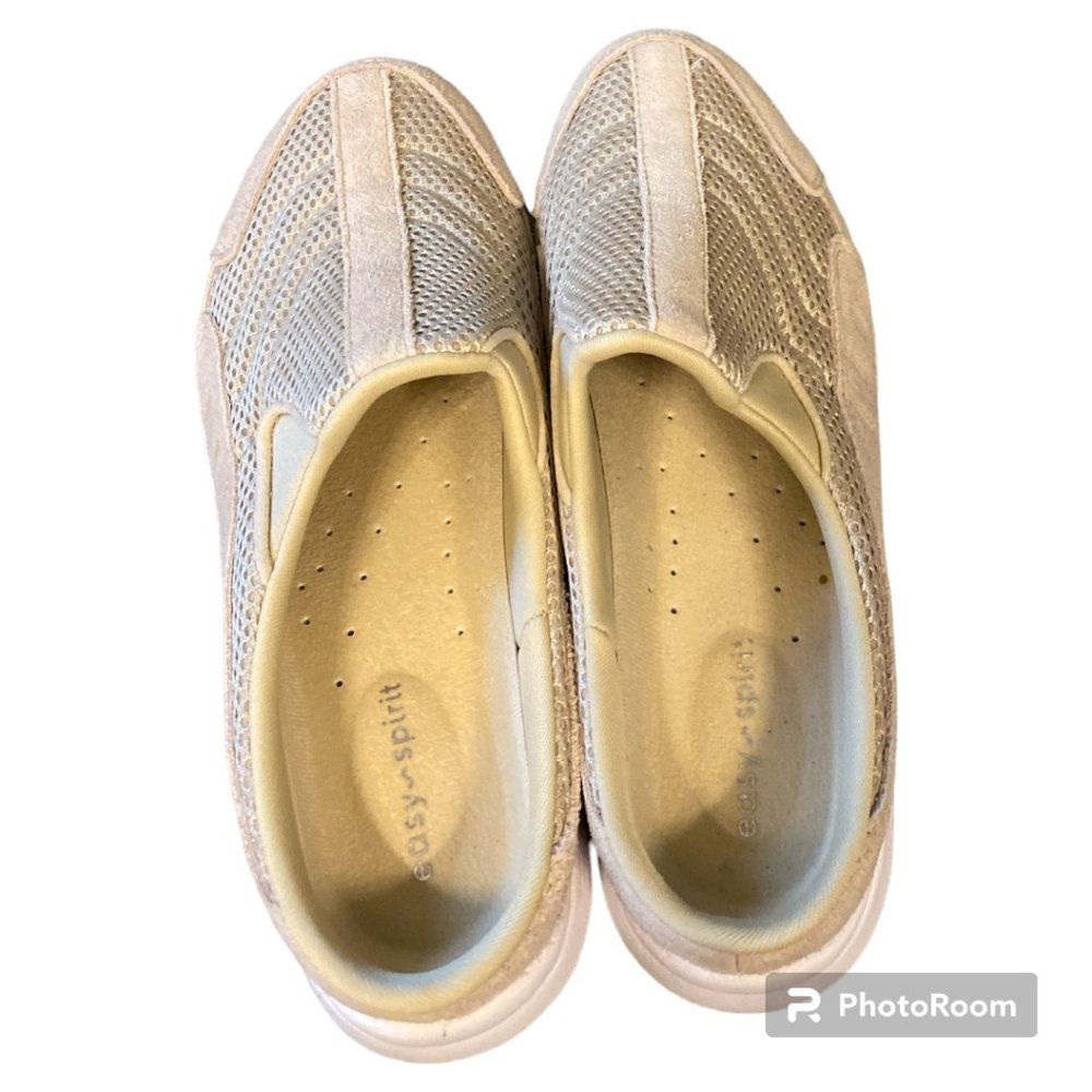 Easy Spirit Traveltime Classiic Clogs, NWOT, 7.5M, Tan/Ecru